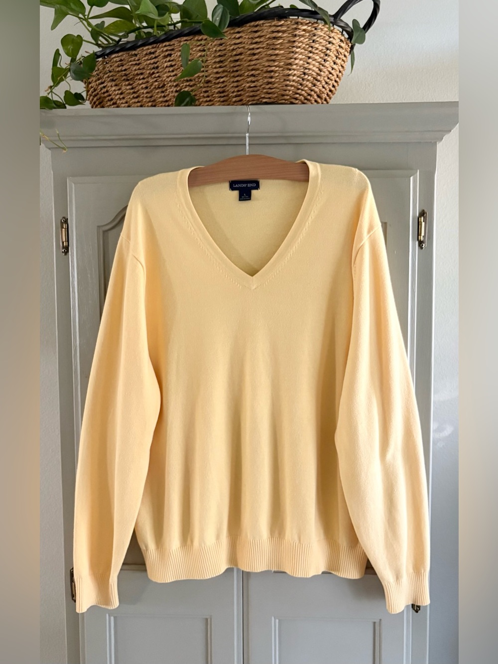 LAND’S END 100% Pima Cotton Fine Gauge V-Neck Sweater Pastel Yellow Men's Large